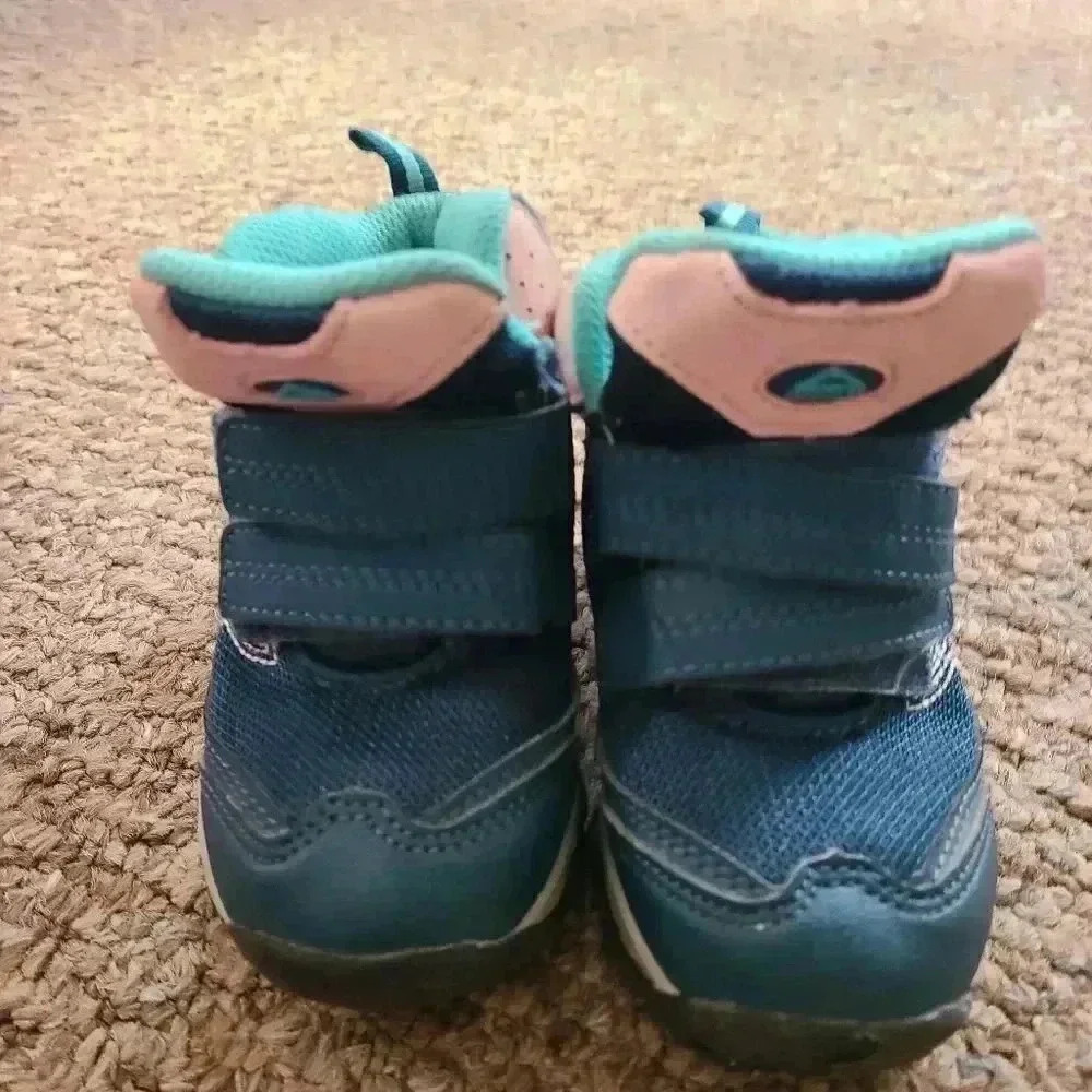 Girls winter shoes 